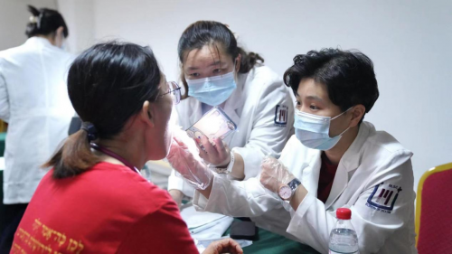 “益起微笑，爱牙在行动”北京维乐口腔走进中关村e谷科技产业园