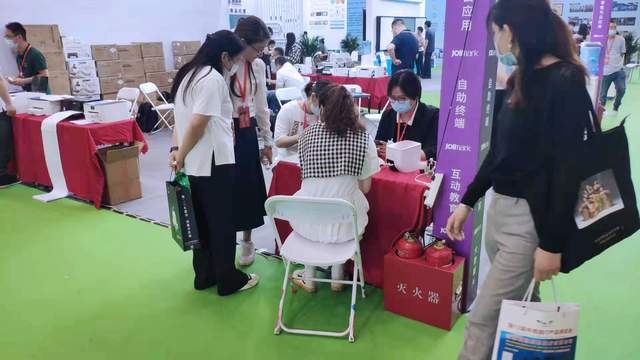 新品曝光！映美亮相2021中西部IT产品博览会