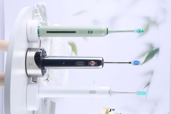 电动牙刷那个牌子好？推荐三款颜值与实力并存的电动牙刷